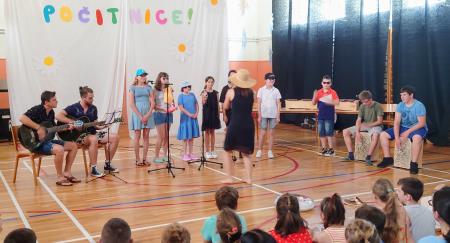 Zaključna prireditev OŠ Roje_arhiv OŠ Roje (20)